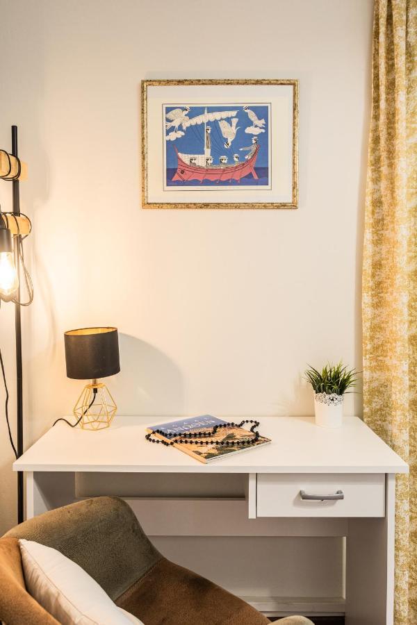 Beautiful City Rooms Close To Acropolis เอเธนส์ ภายนอก รูปภาพ